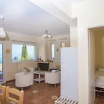 Erato * Tsoukaládhes