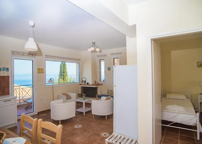 Erato * Tsoukaládhes