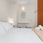 Erato Τσουκαλάδες