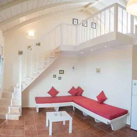 Apartment Erato Tsoukaladhes