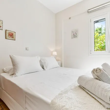Apartment Erato Tsoukaladhes