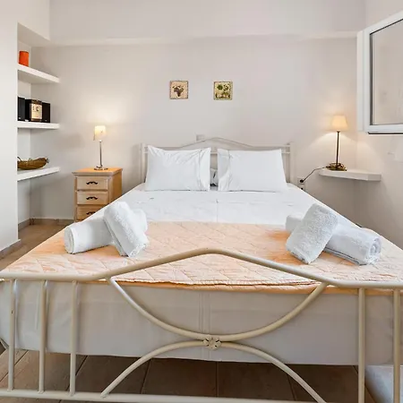 Apartment Erato Tsoukaladhes