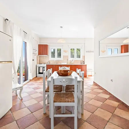 Apartment Erato